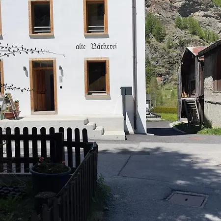 Ferienwohnungen Haus Alte Baeckerei Randa Exterior photo